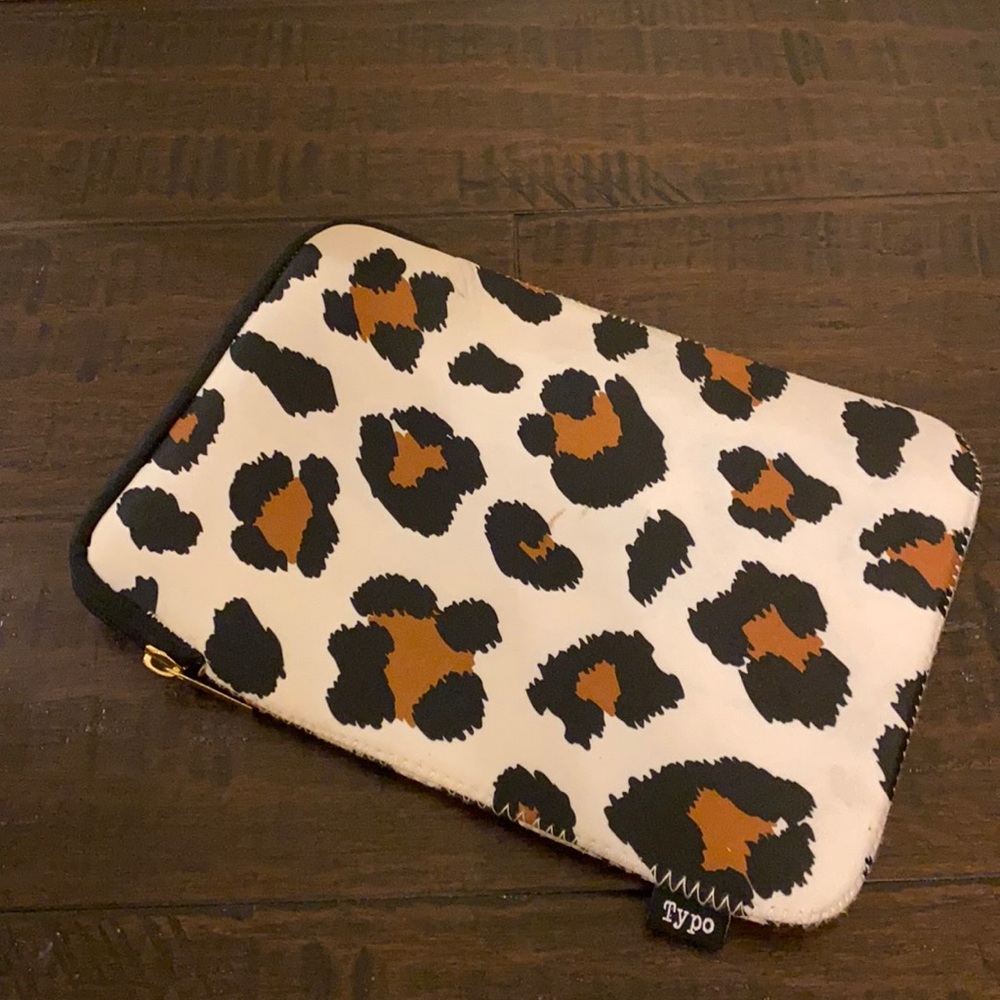 Tablet sleeve